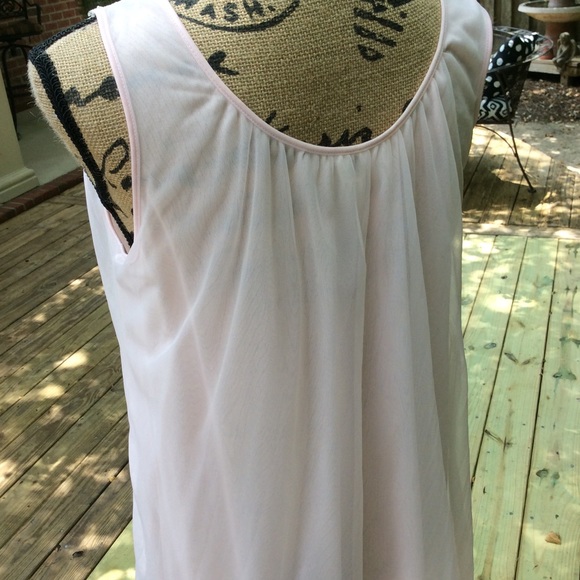 Lovely pink gown with ecru lace - Picture 4 of 6